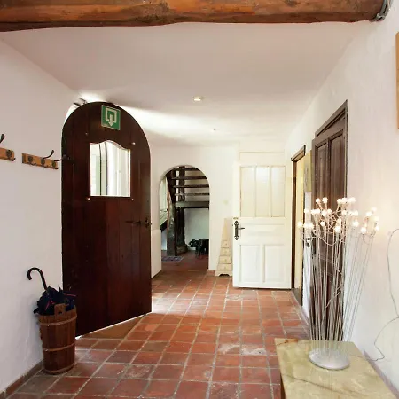 Magnificent Farmhouse In Sint Joost