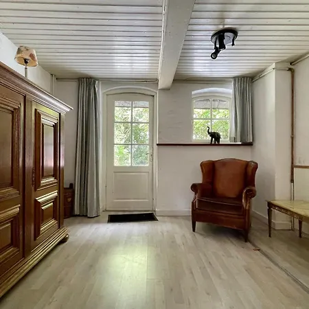 Prázdninový dům In With Pool & Bbq Sint Joost