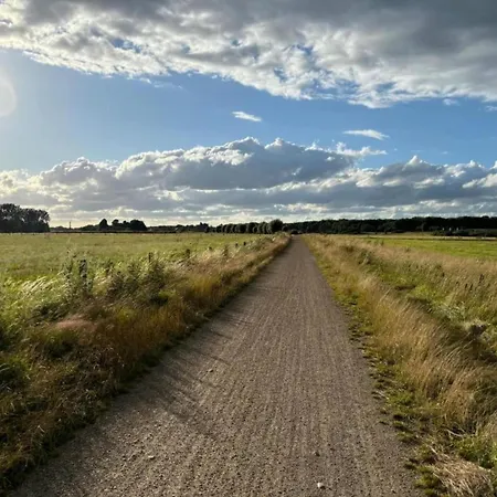 Prázdninový dům In With Pool & Bbq