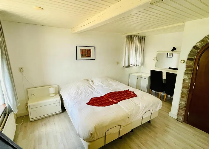 In With Pool & Bbq Сasa de vacaciones Sint Joost